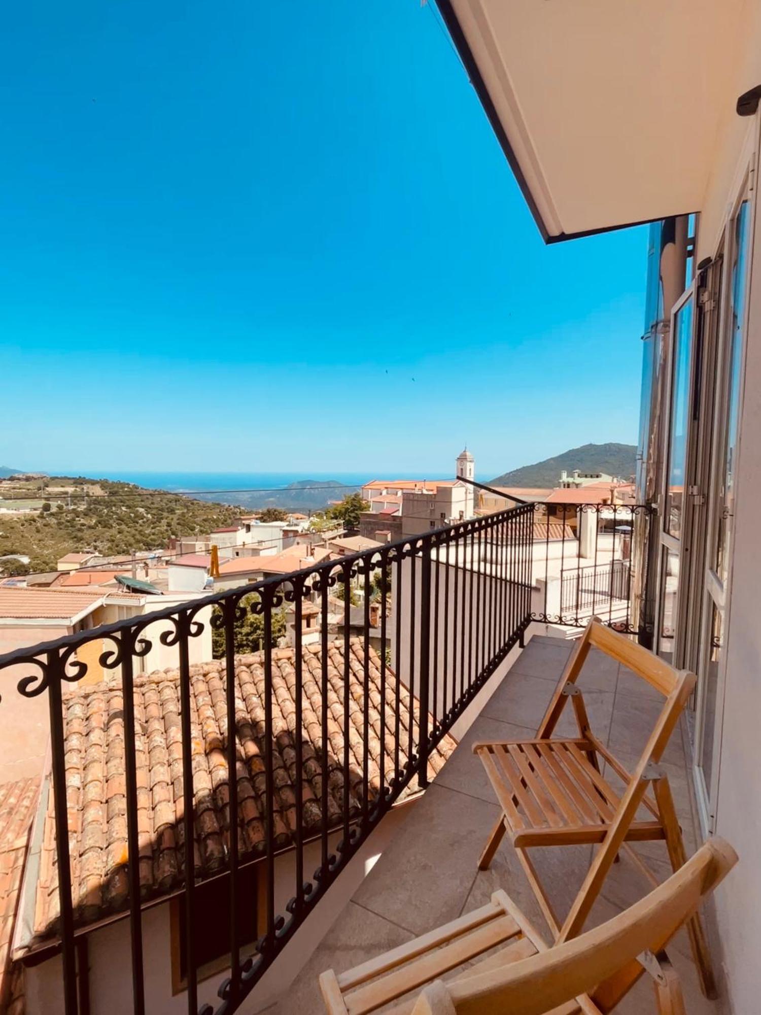 B&B Aria Ona Villagrande Strisaili Екстериор снимка