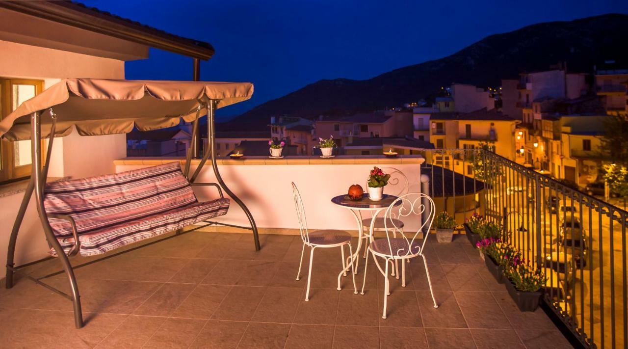 B&B Aria Ona Villagrande Strisaili Екстериор снимка